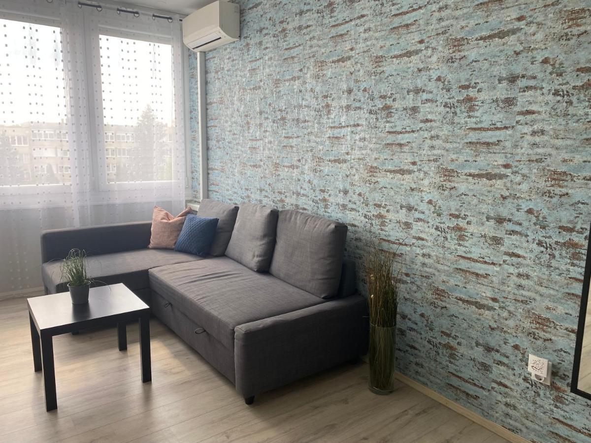 Dozsa Apartman Appartement Gödöllő Buitenkant foto